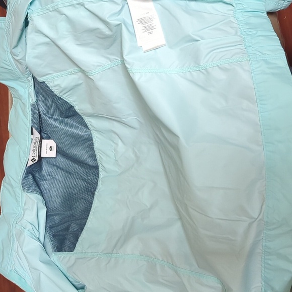 Columbia Full Zip Women's Windbreaker Packable Hidden Hood Size L New MSRP $54.9 - Picture 4 of 8
